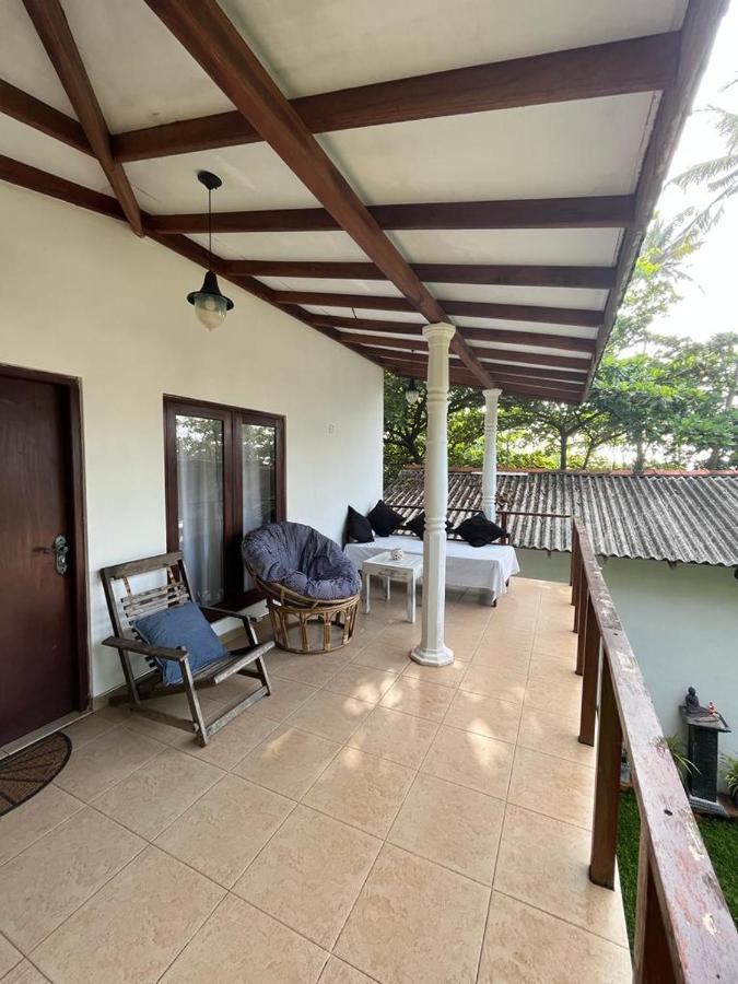 Beach House Kalukatiya - Family Villa, Seaview Room, Garden Room ディックウェラ エクステリア 写真