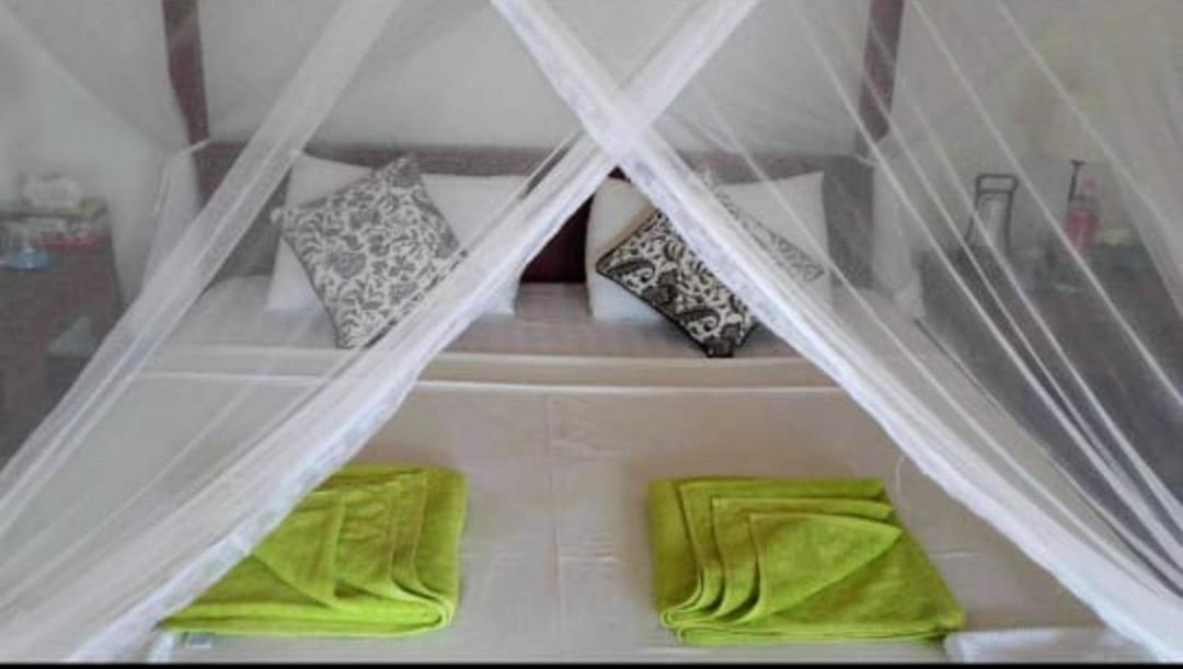 Beach House Kalukatiya - Family Villa, Seaview Room, Garden Room ディックウェラ エクステリア 写真