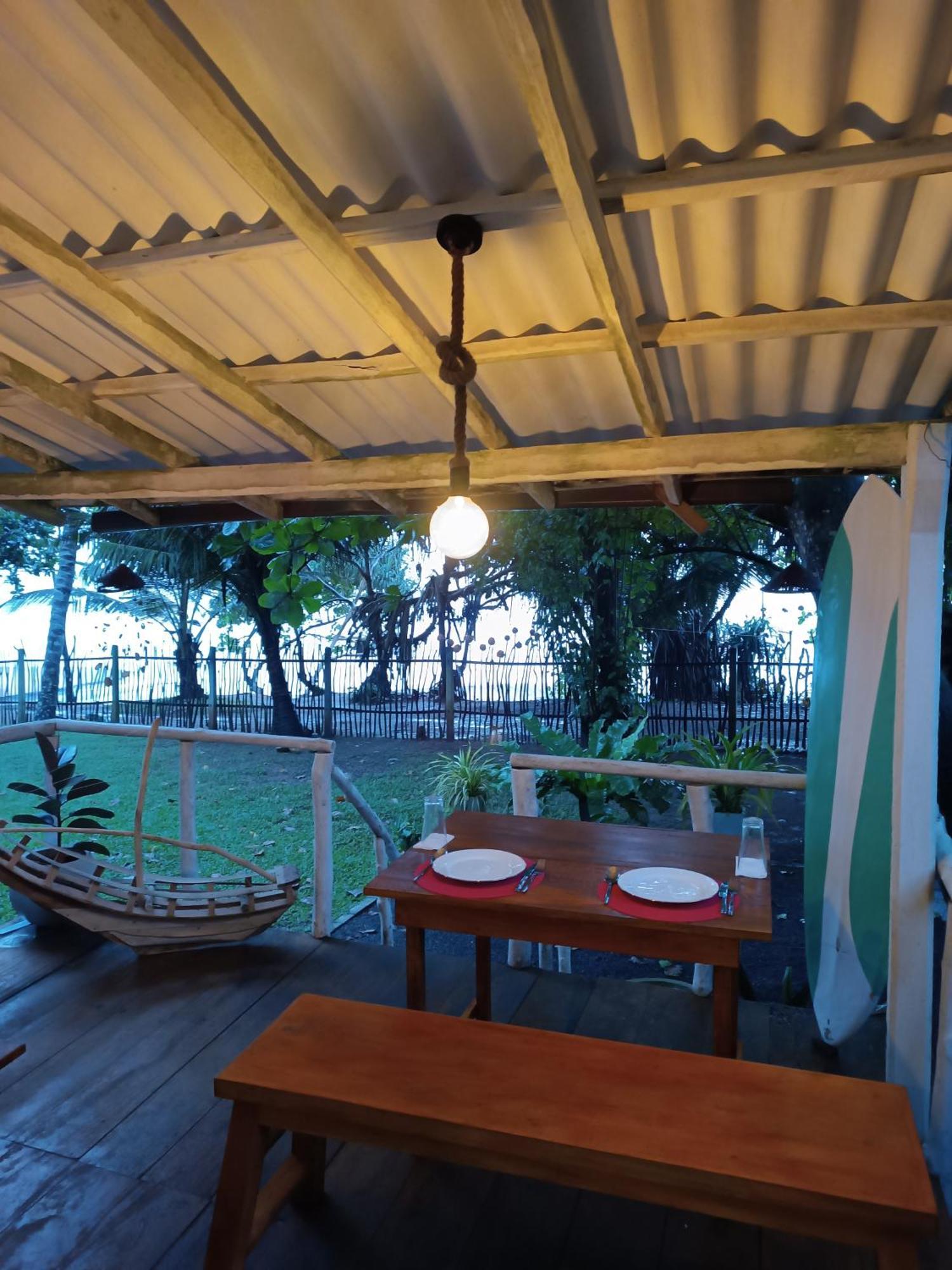 Beach House Kalukatiya - Family Villa, Seaview Room, Garden Room ディックウェラ エクステリア 写真